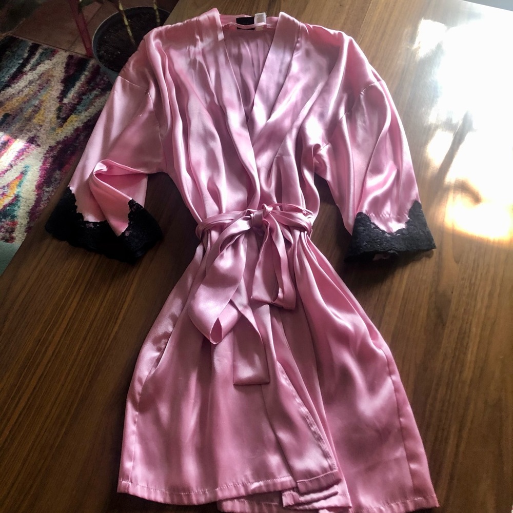 Vintage Fredricks of Hollywood Robe